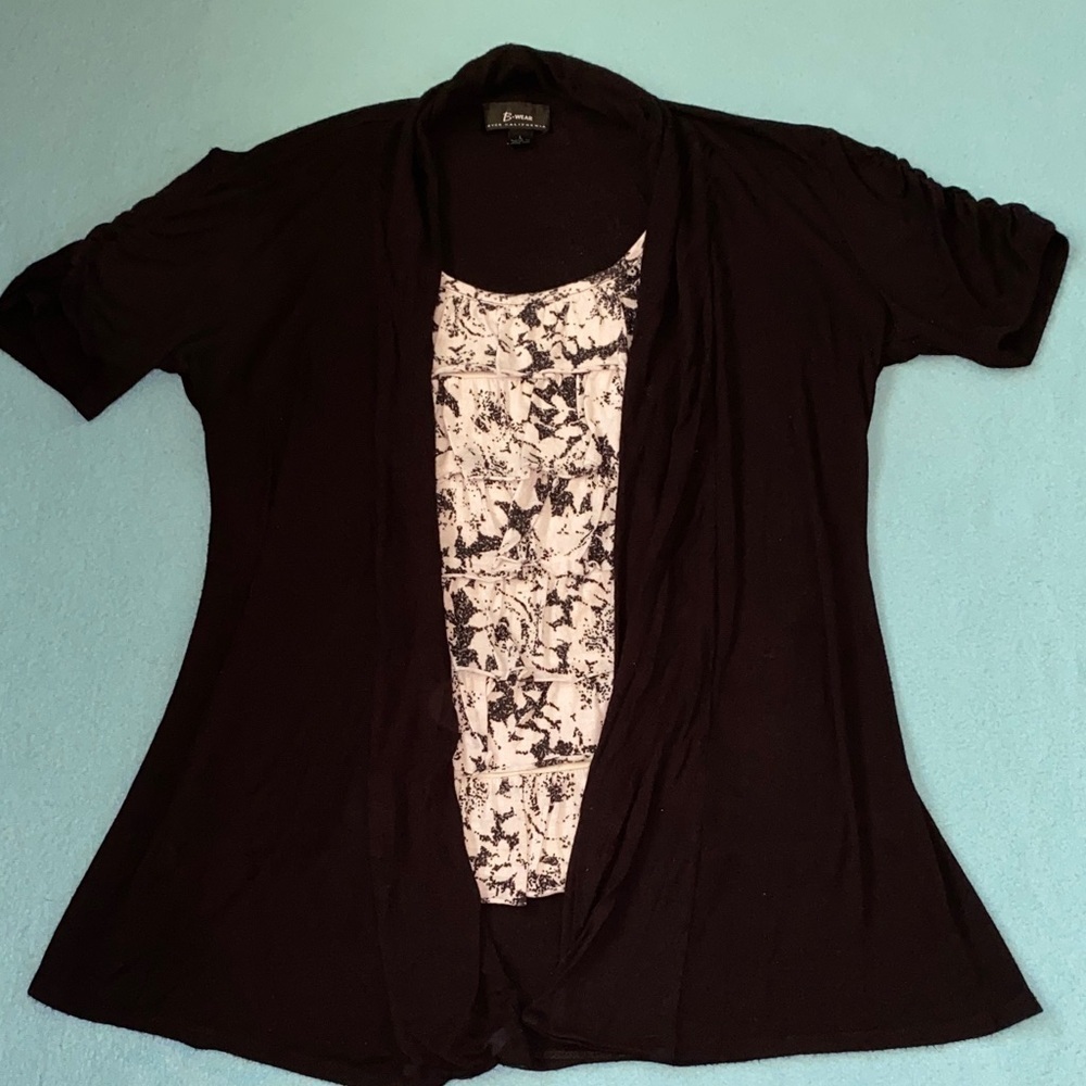B.WEAR ruffle pullover short sleeve cardigan tunic blouse attach tank top size L